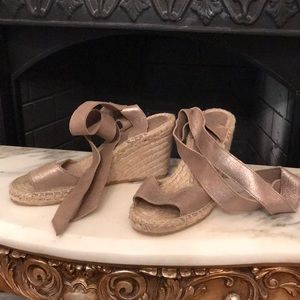 Alex + Alex ankle wrap espadrille wedge sz 6 new